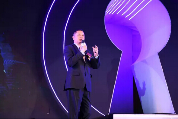 鐘登根副總經理發表主題演講: 破繭成蝶,創啟新生-科頤辦公分享 鐘登根副總經理發表主題演講: 破繭成蝶,創啟新生-科頤辦公分享