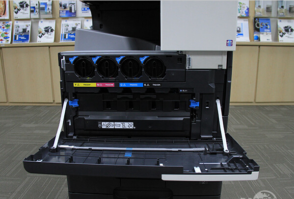 柯尼卡美能達C266的耗材倉設計在機身前部-科頤辦公 柯尼卡美能達C266的耗材倉設計在機身前部-科頤辦公